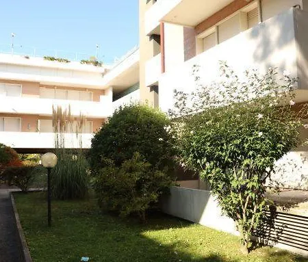 Gemini - Gemini Apartment